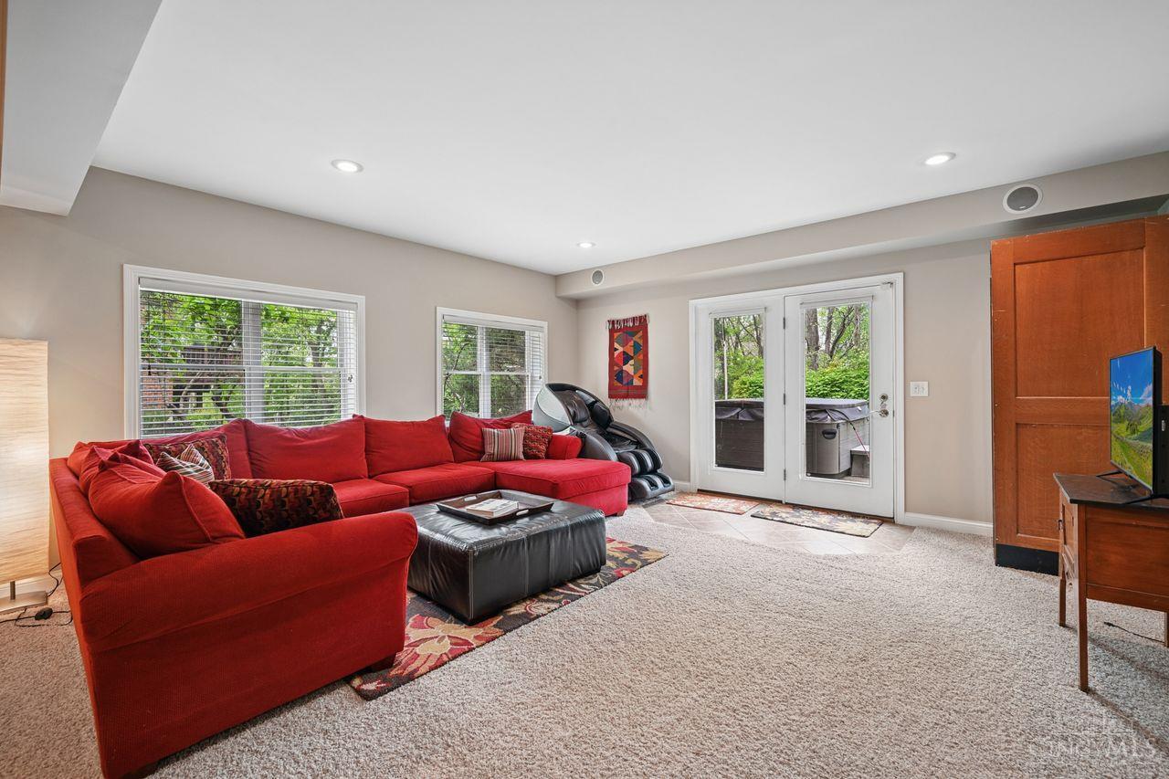 4322 Logsdons Woods Drive