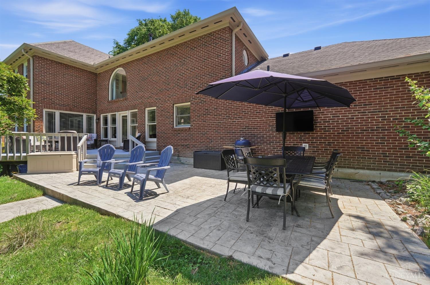 753 Huntersknoll Lane
