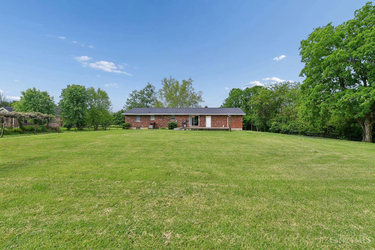 7162 Goshen Road