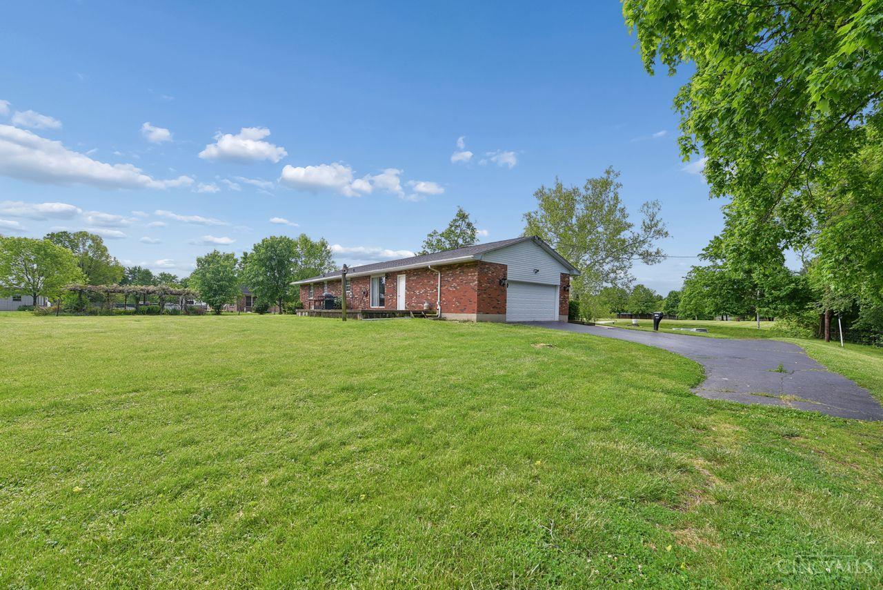 7162 Goshen Road
