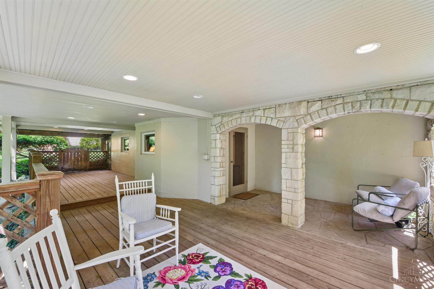 1211 Herschel Woods Lane