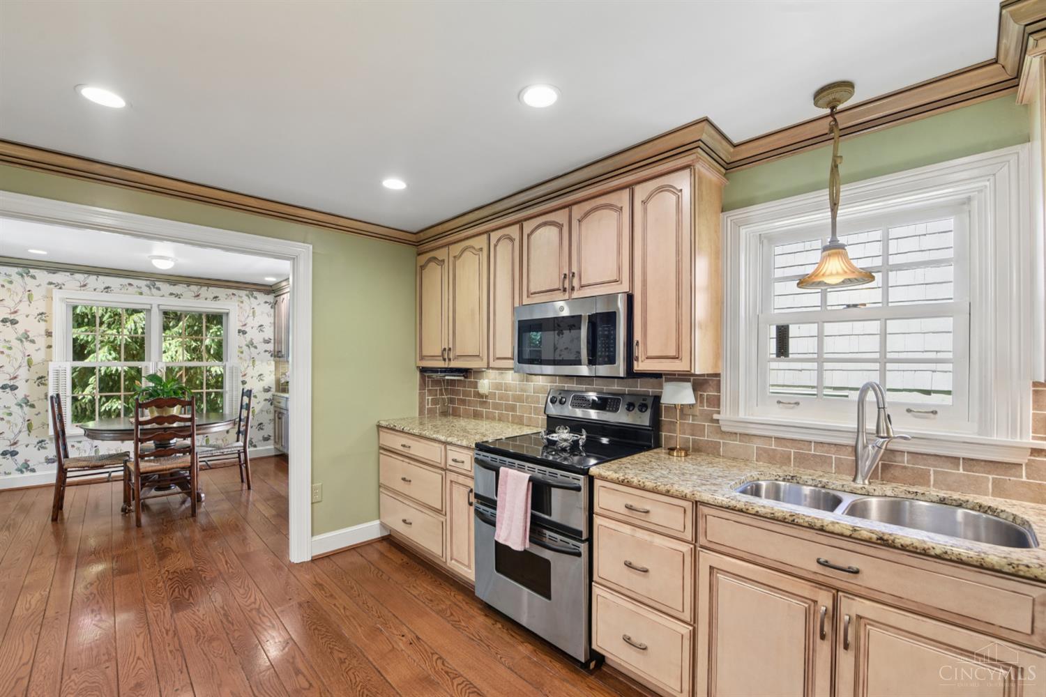 1211 Herschel Woods Lane