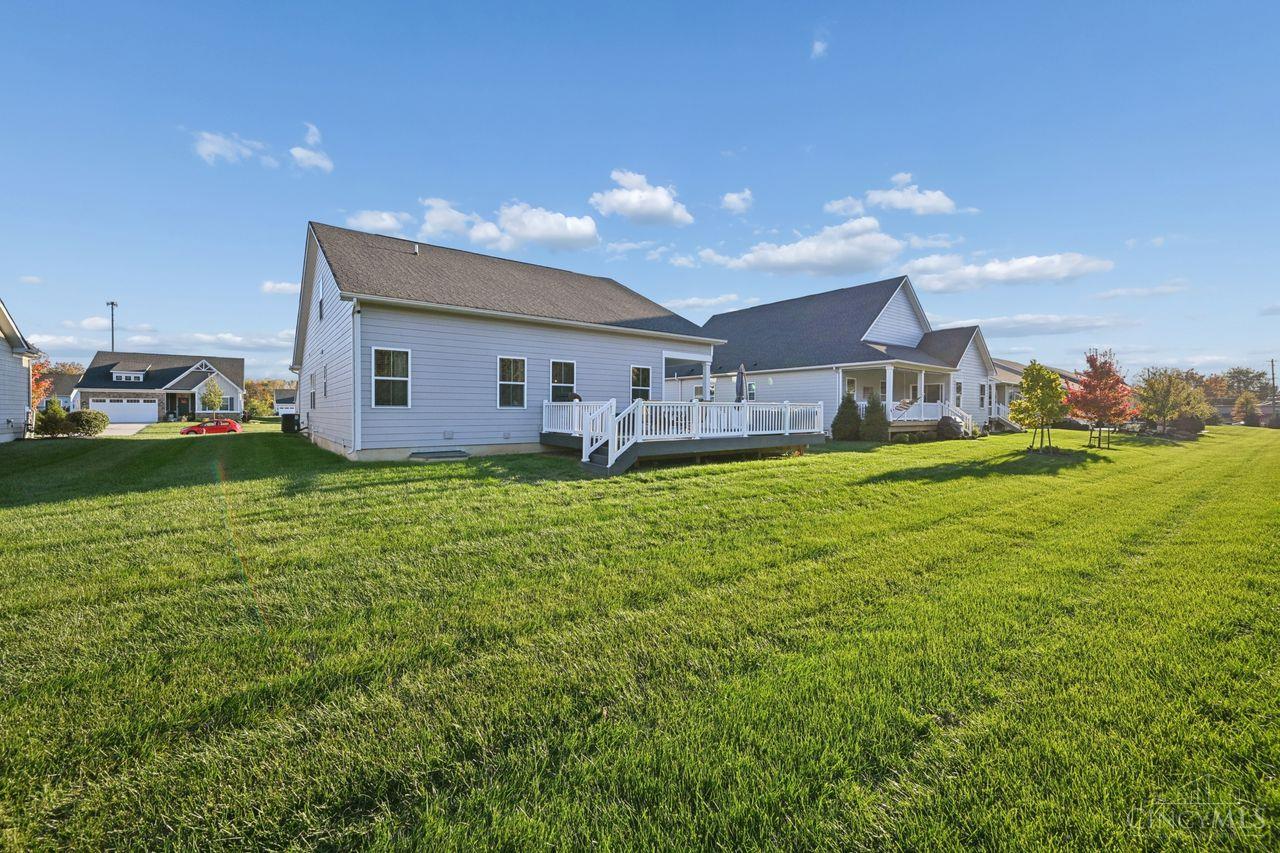 1124 Clover Field Drive