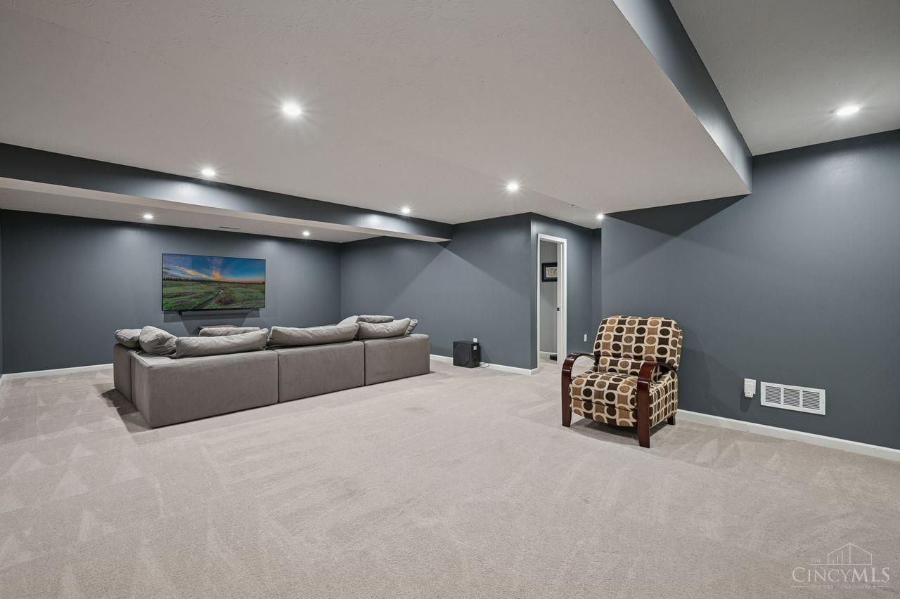 1124 Clover Field Drive