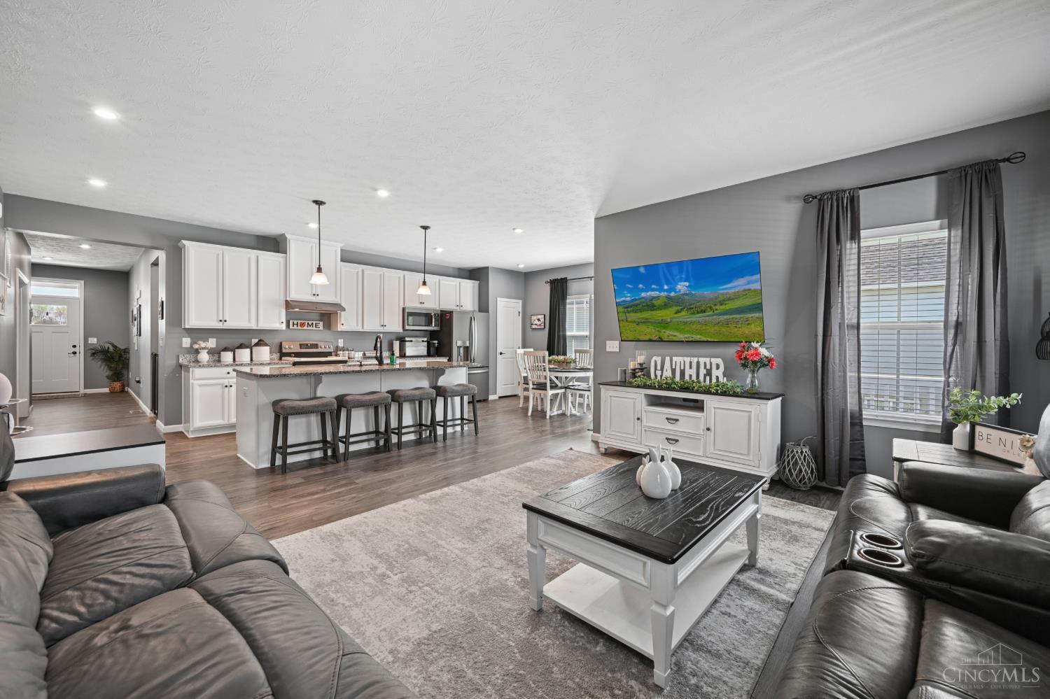 1124 Clover Field Drive