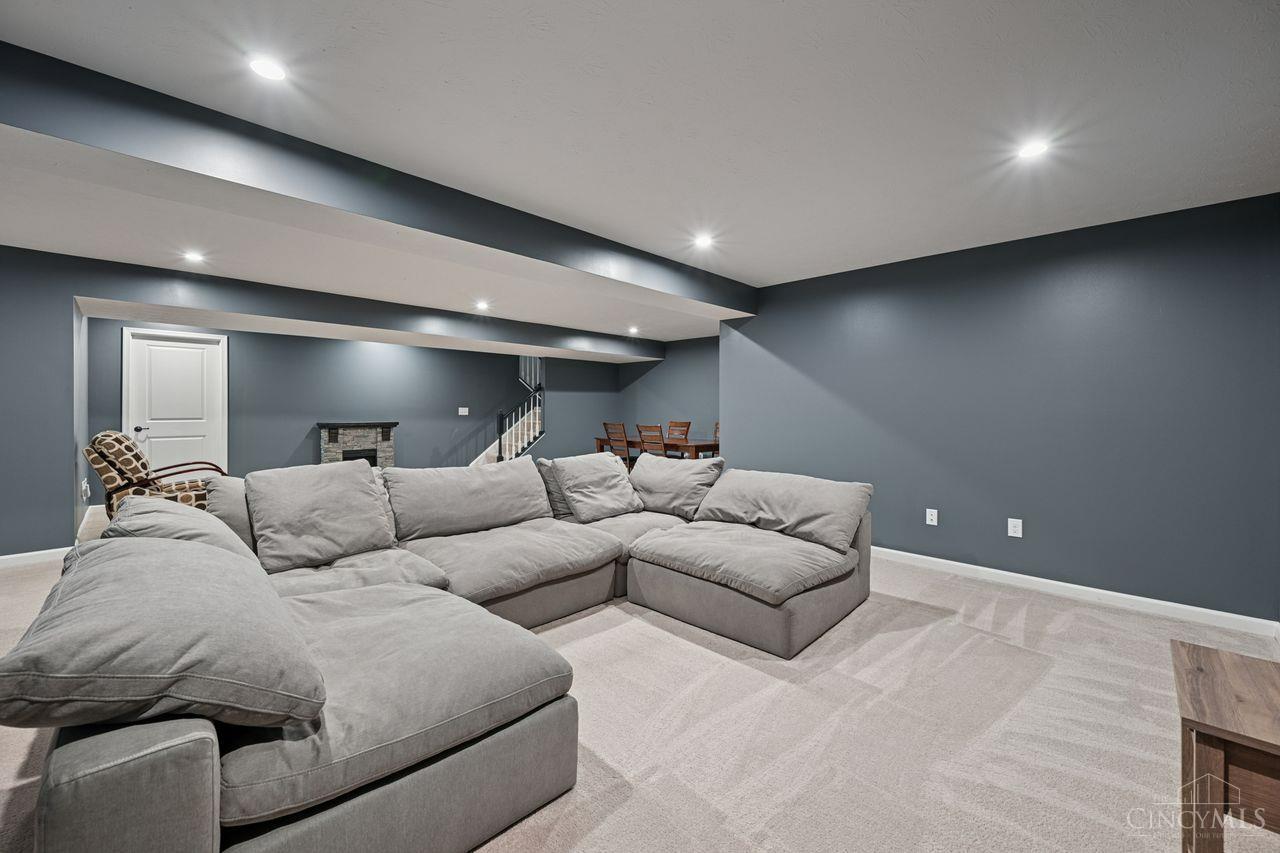 1124 Clover Field Drive