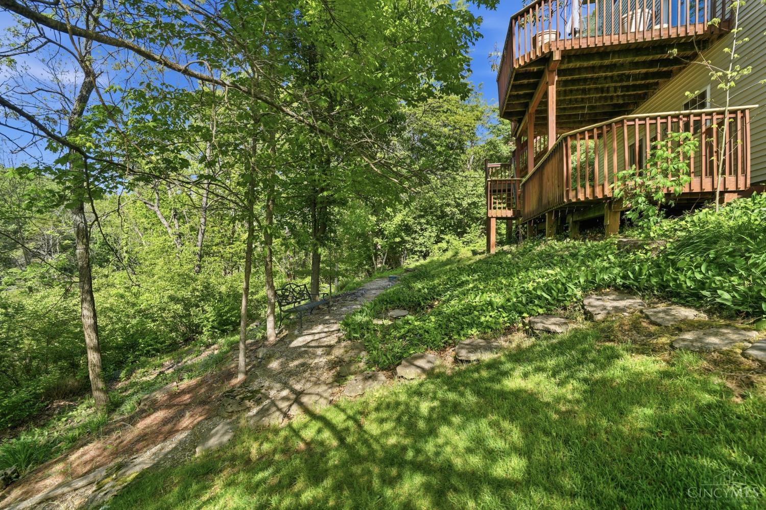 6825 Wesselman Road