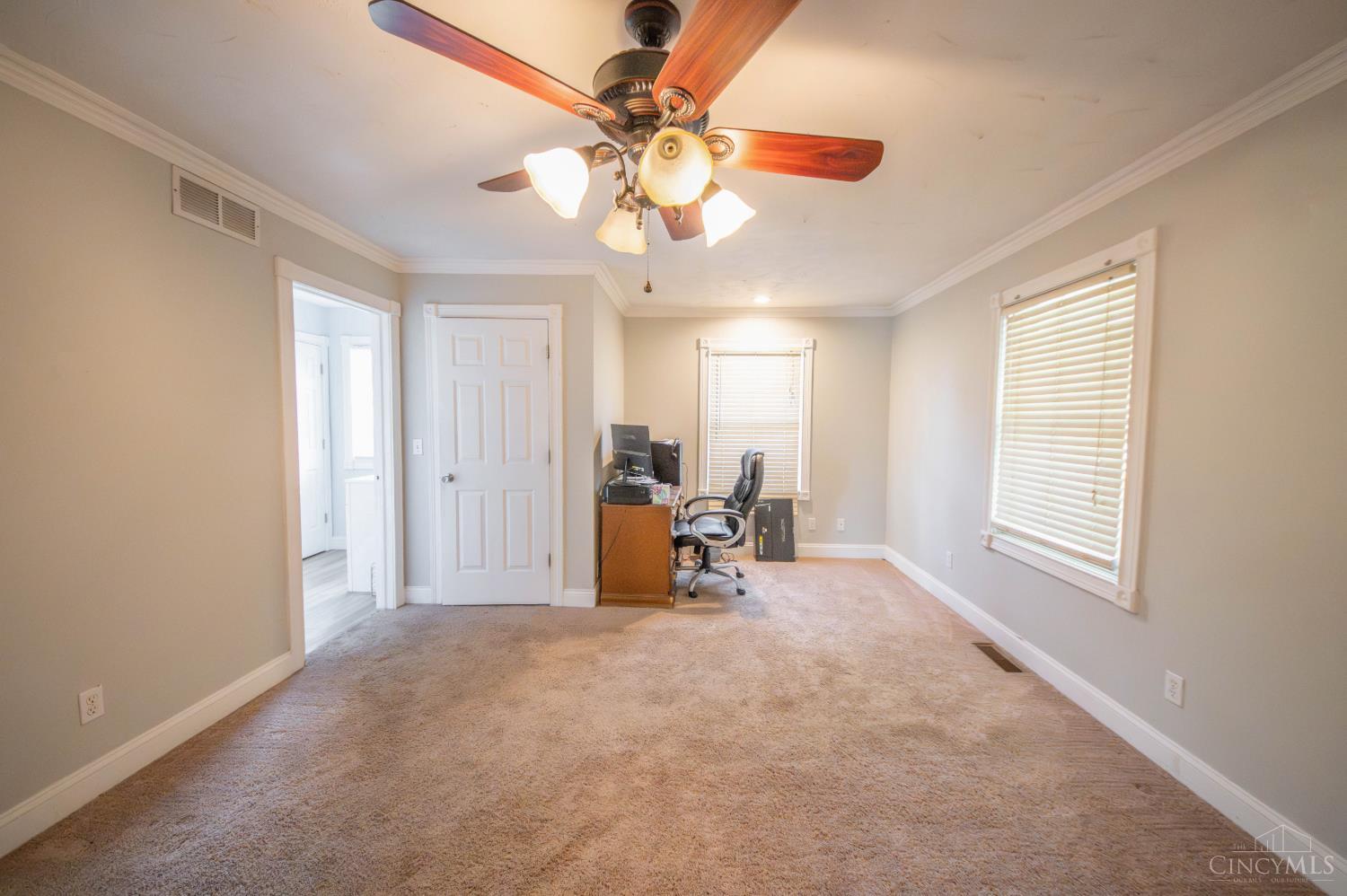 6231 Hunt Road