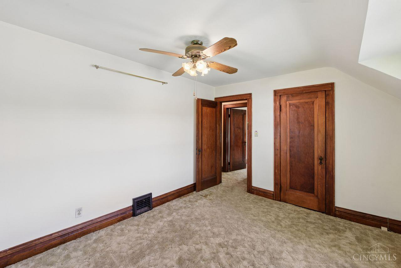 5636 River Road