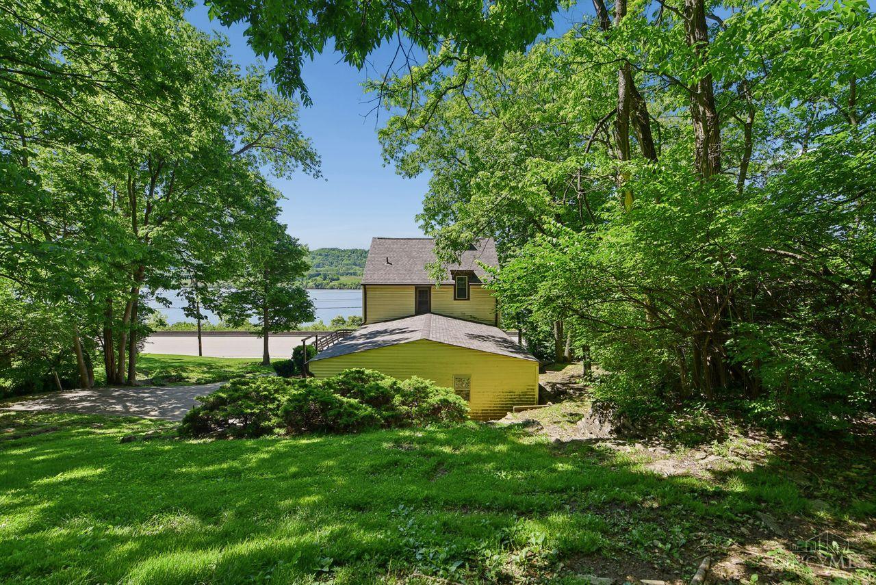 5636 River Road