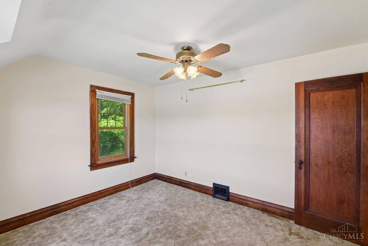 5636 River Road