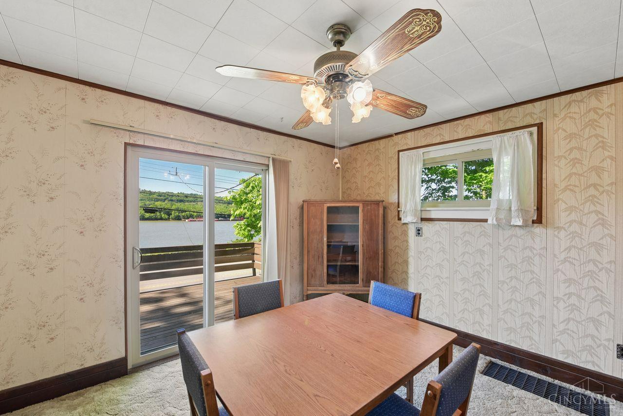 5636 River Road