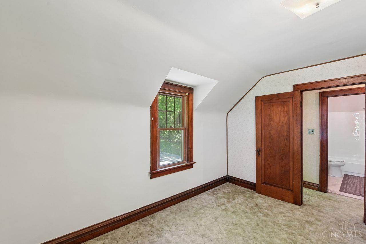 5636 River Road