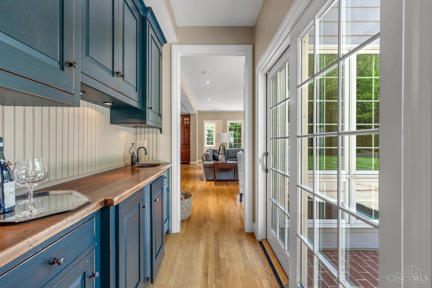 6155 Hunters Trail