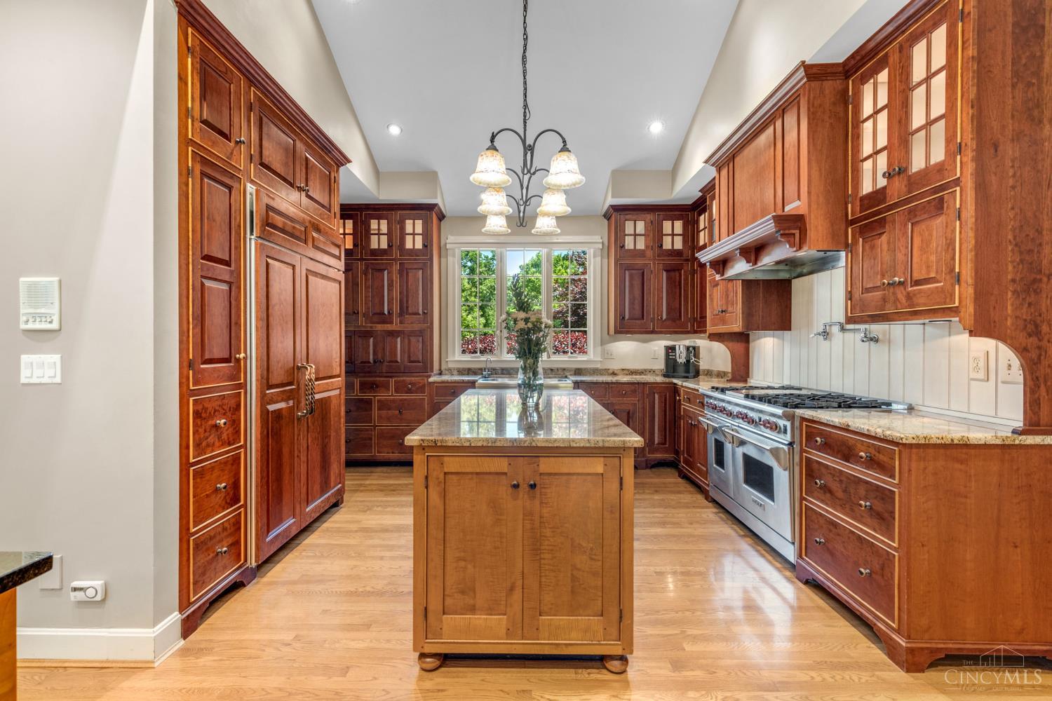 6155 Hunters Trail