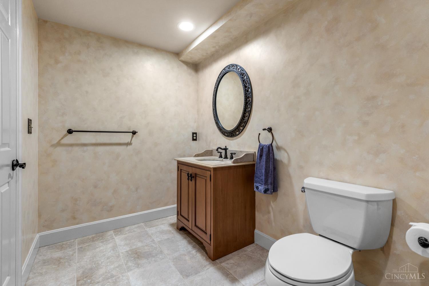 6155 Hunters Trail