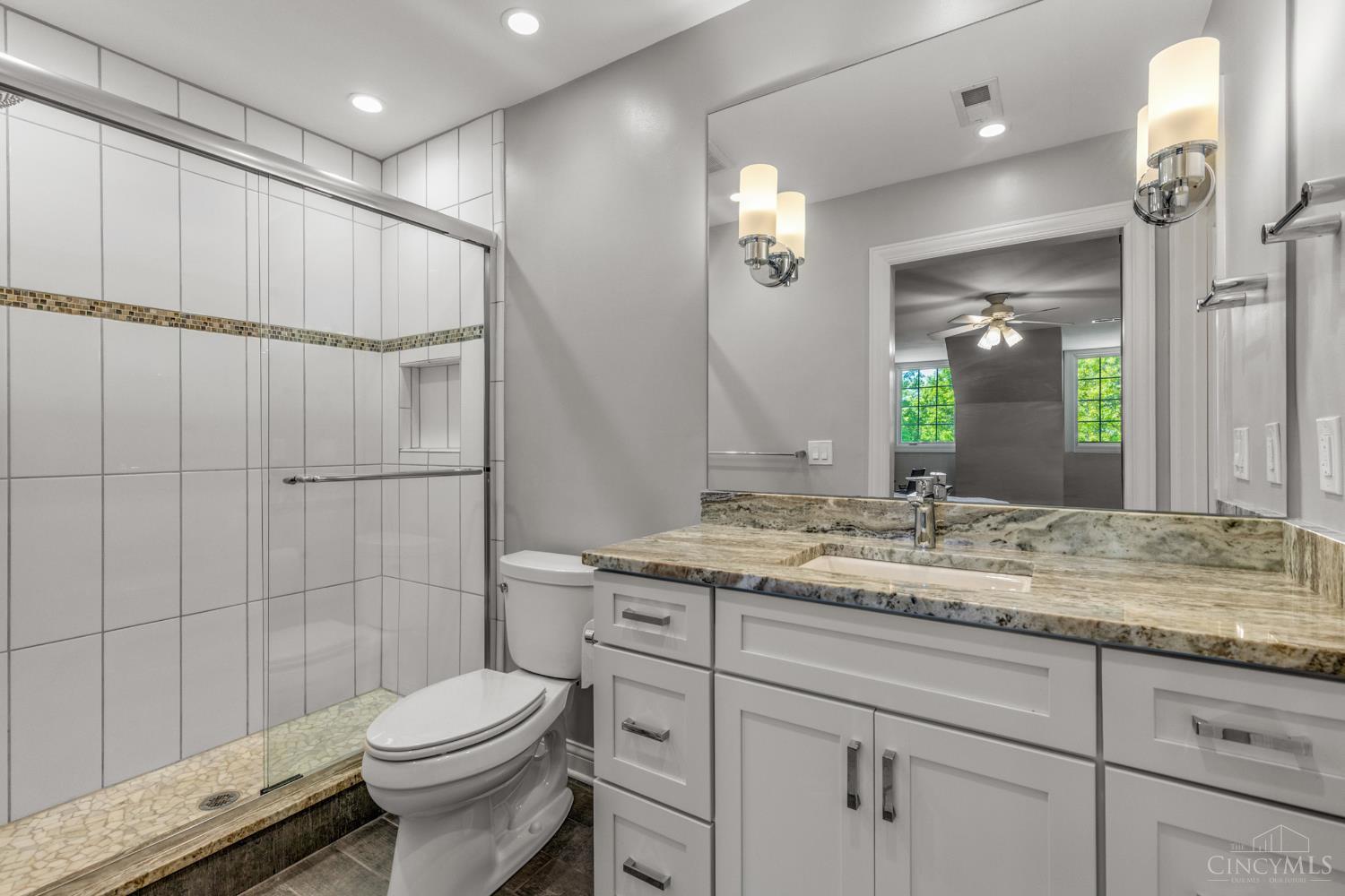 6155 Hunters Trail