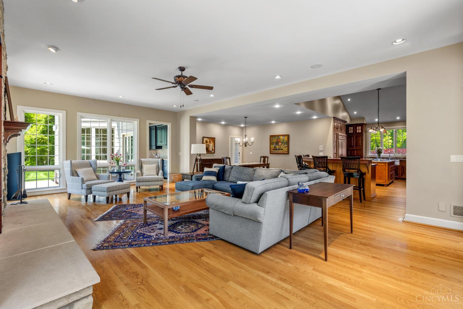 6155 Hunters Trail