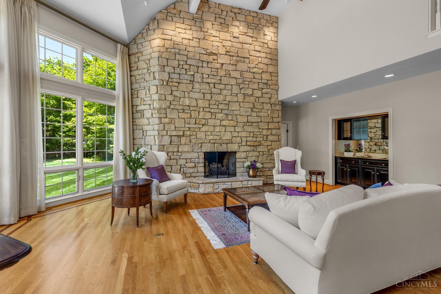 6155 Hunters Trail