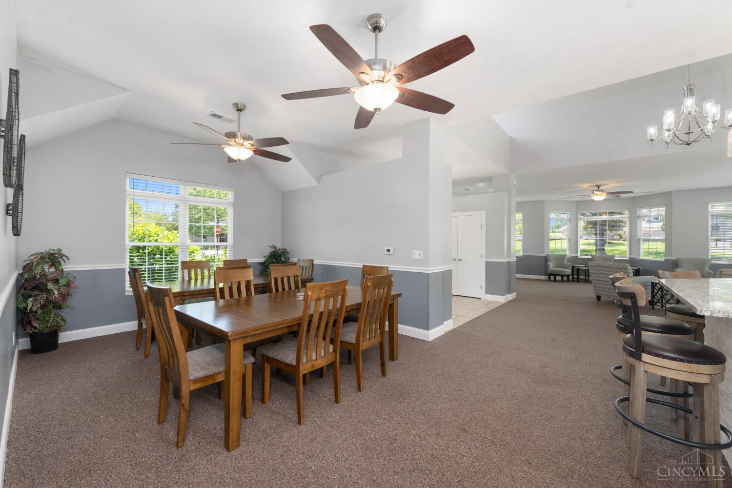 5927 Castlewood 4