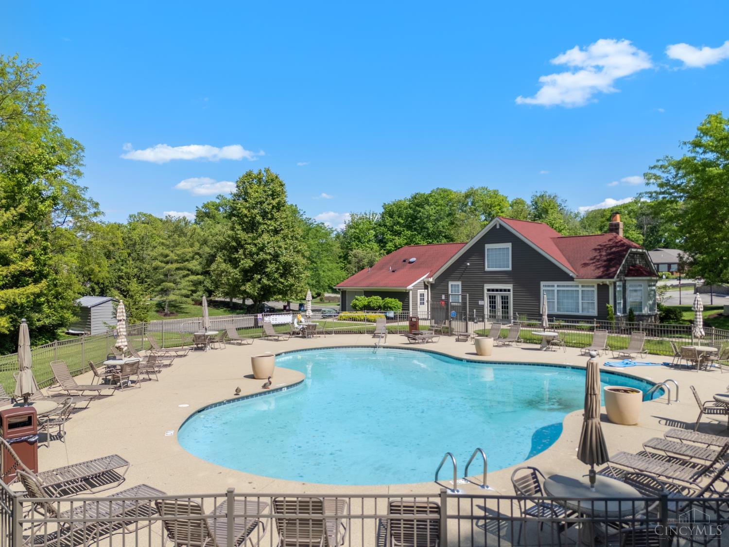5927 Castlewood 4