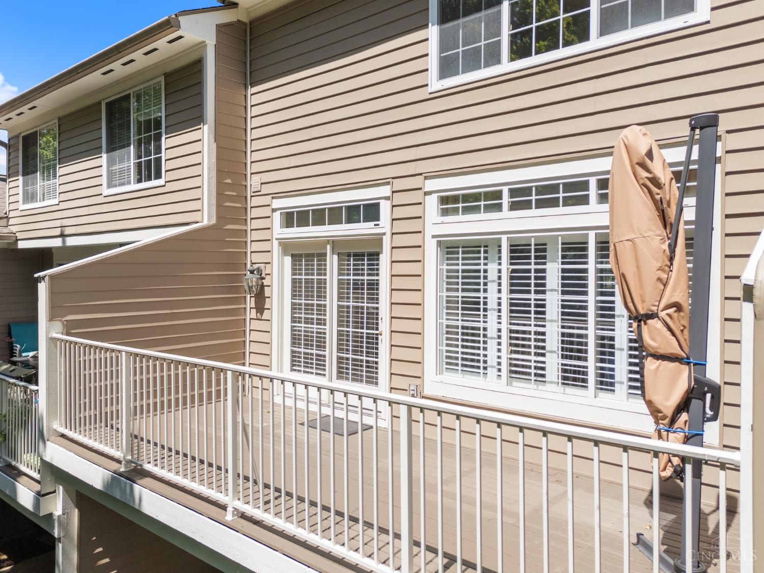 5927 Castlewood 4