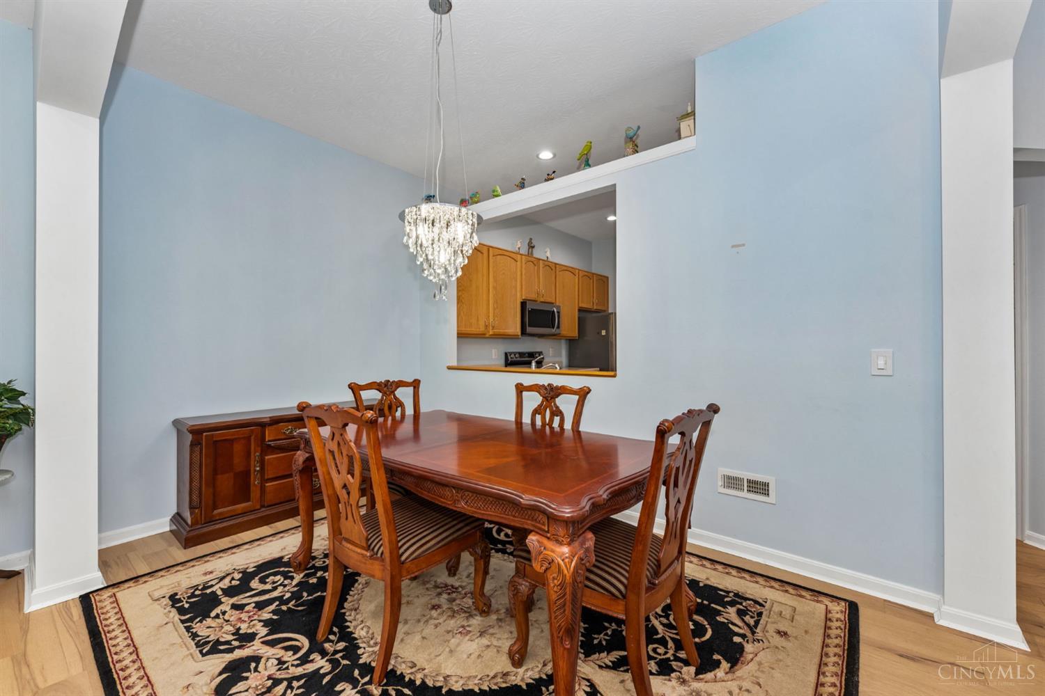 4115 Woodsly Drive