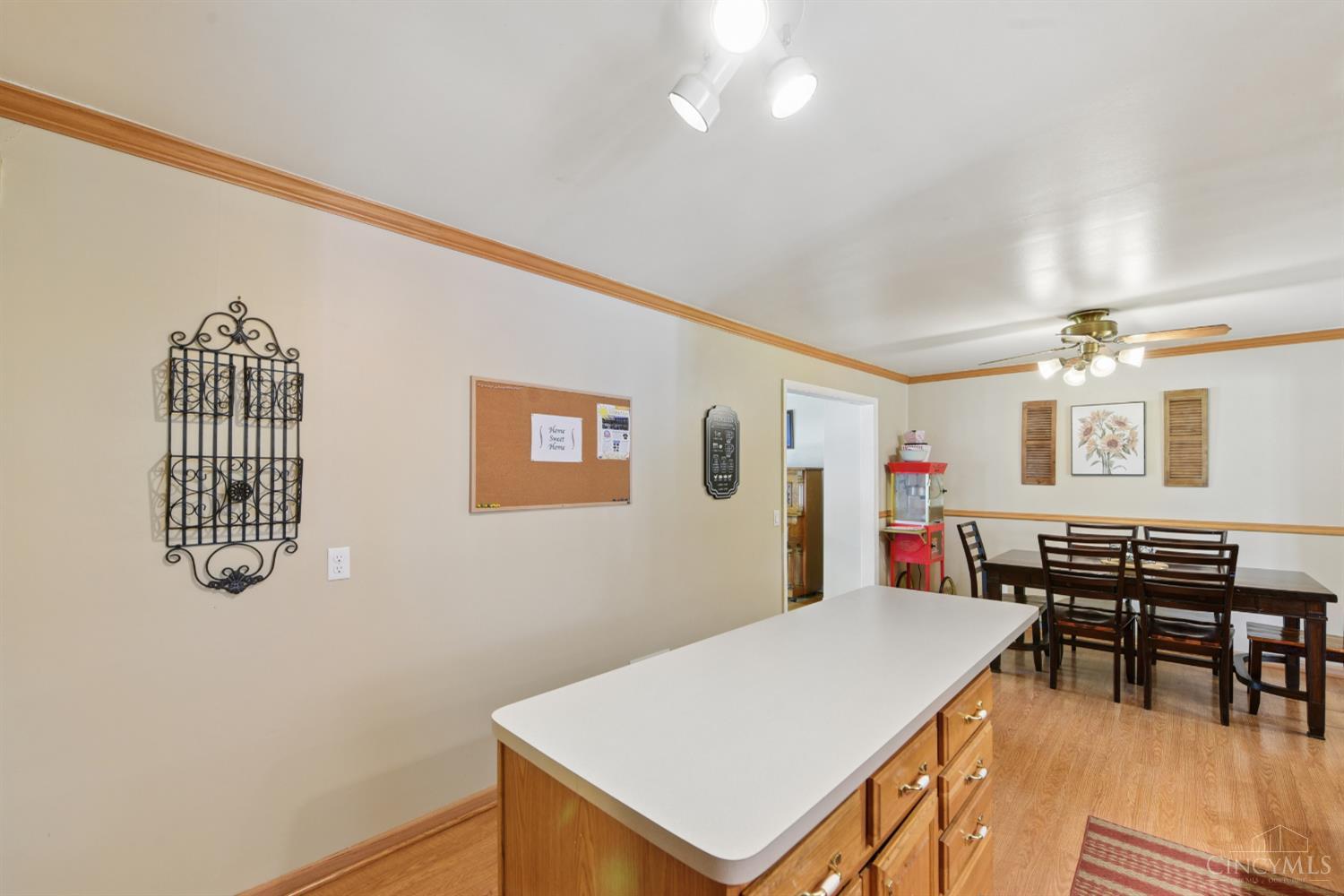 5514 Cove Court