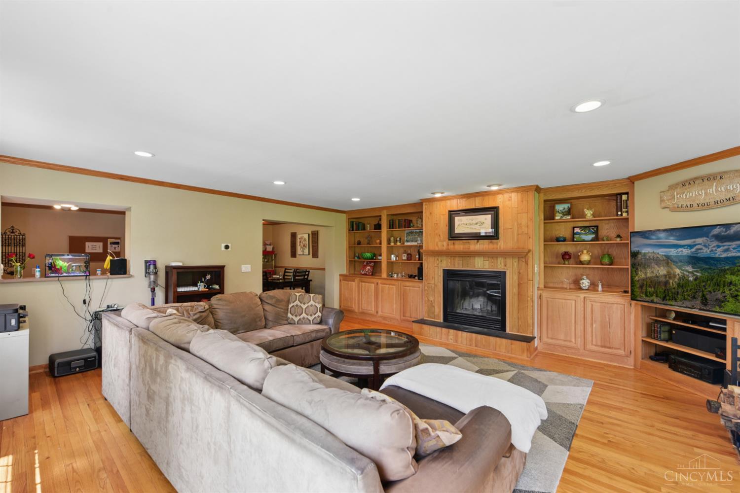 5514 Cove Court