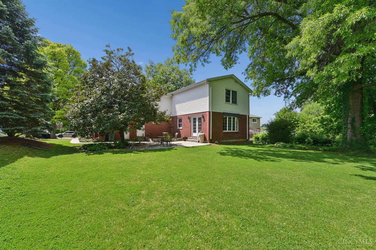 5514 Cove Court