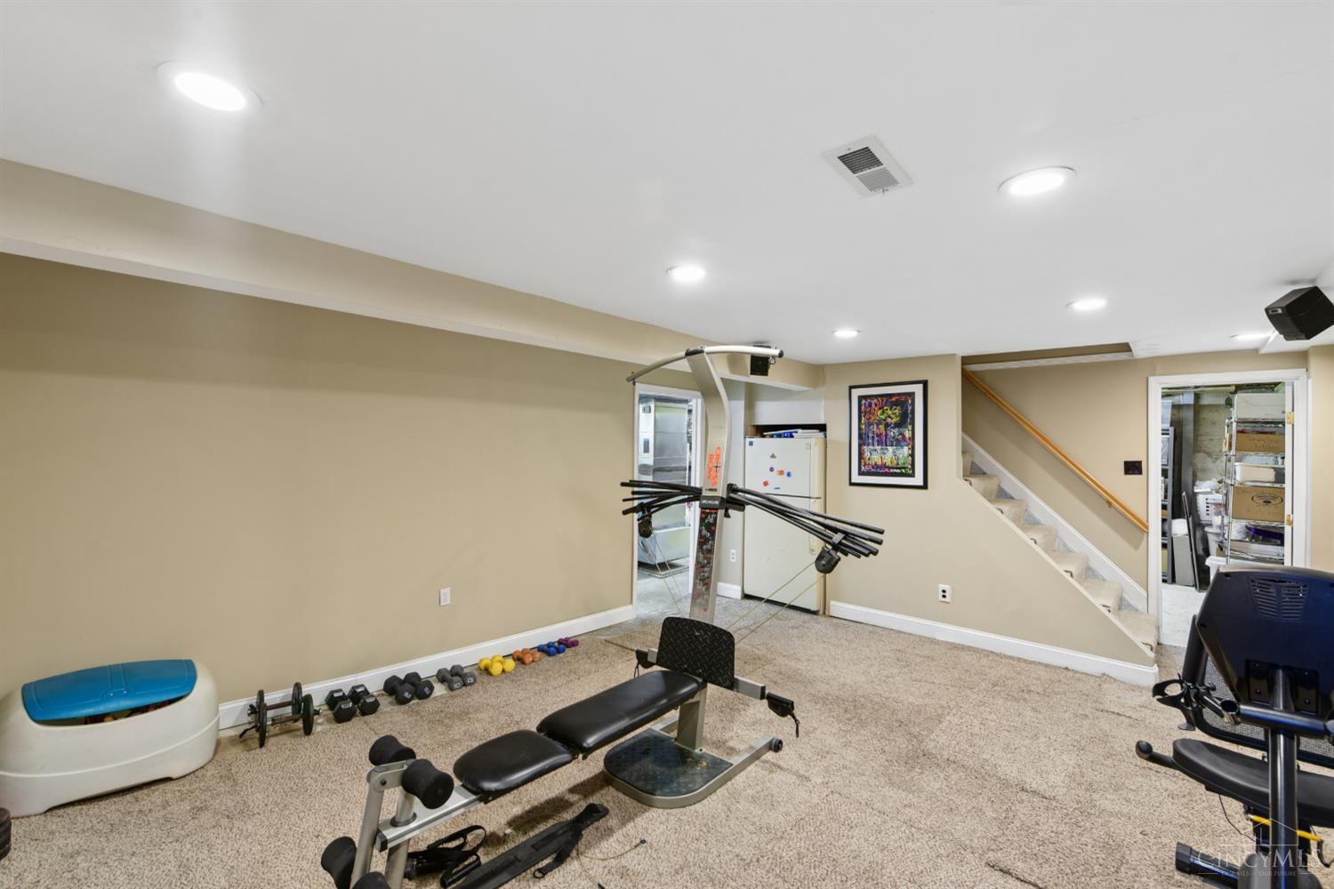 5514 Cove Court