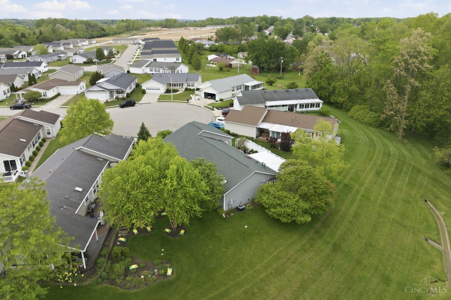 2310 Mallory Court 8