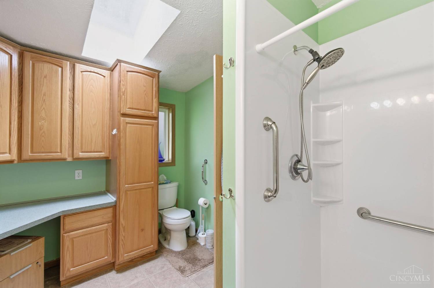 2310 Mallory Court 8