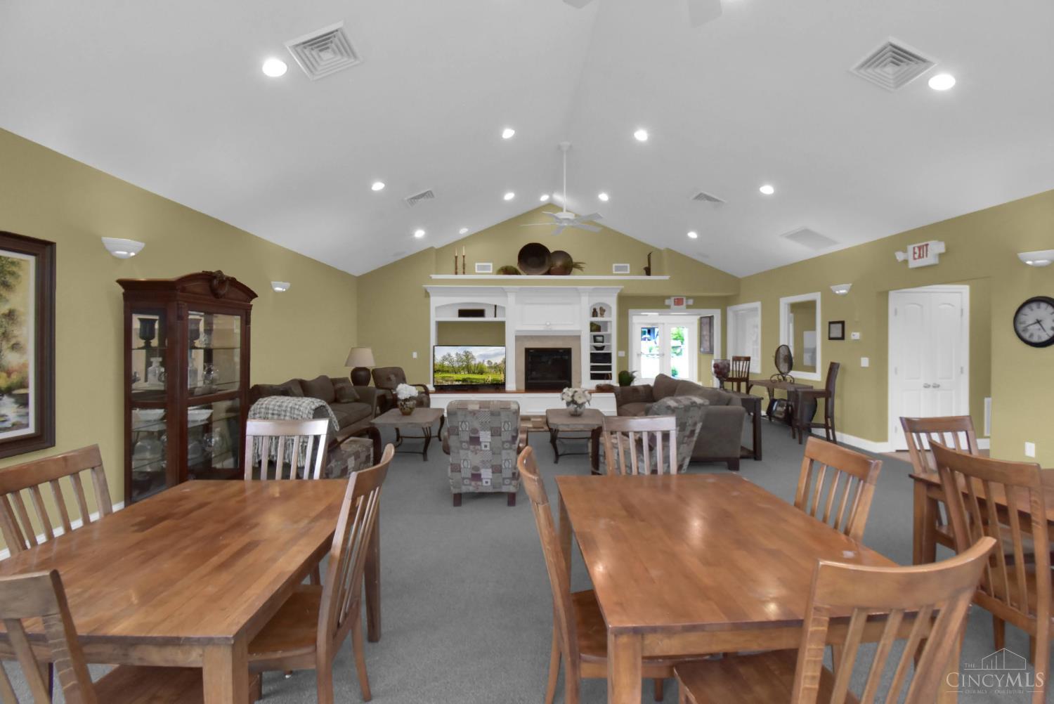 2310 Mallory Court 8