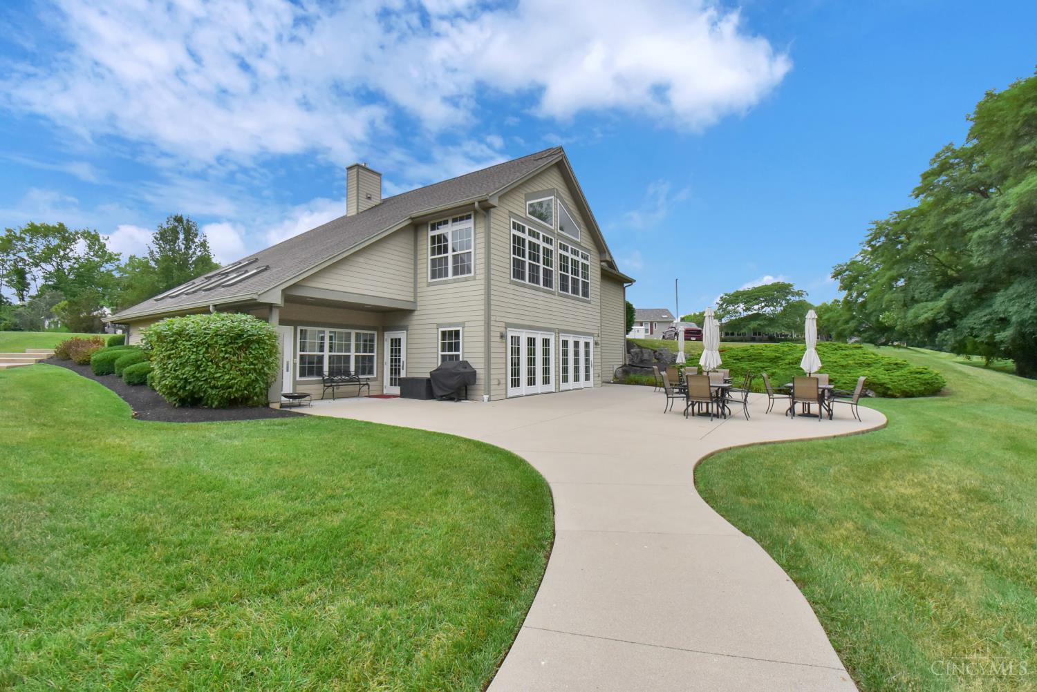2310 Mallory Court 8