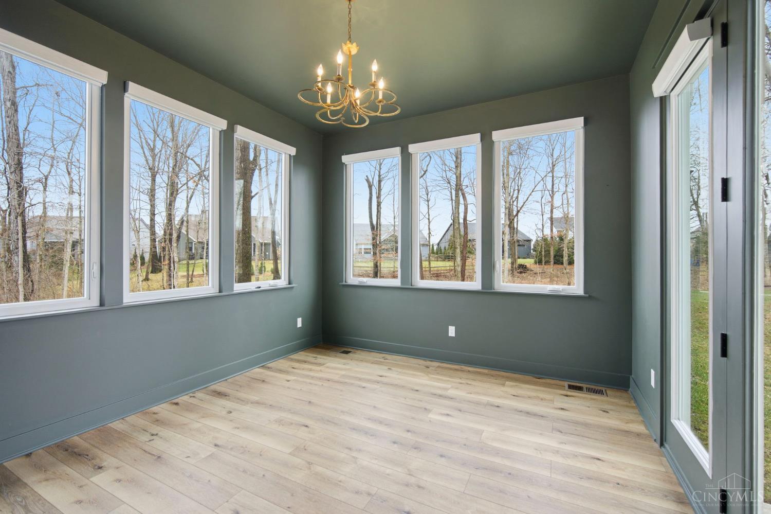 946 Lavender Way