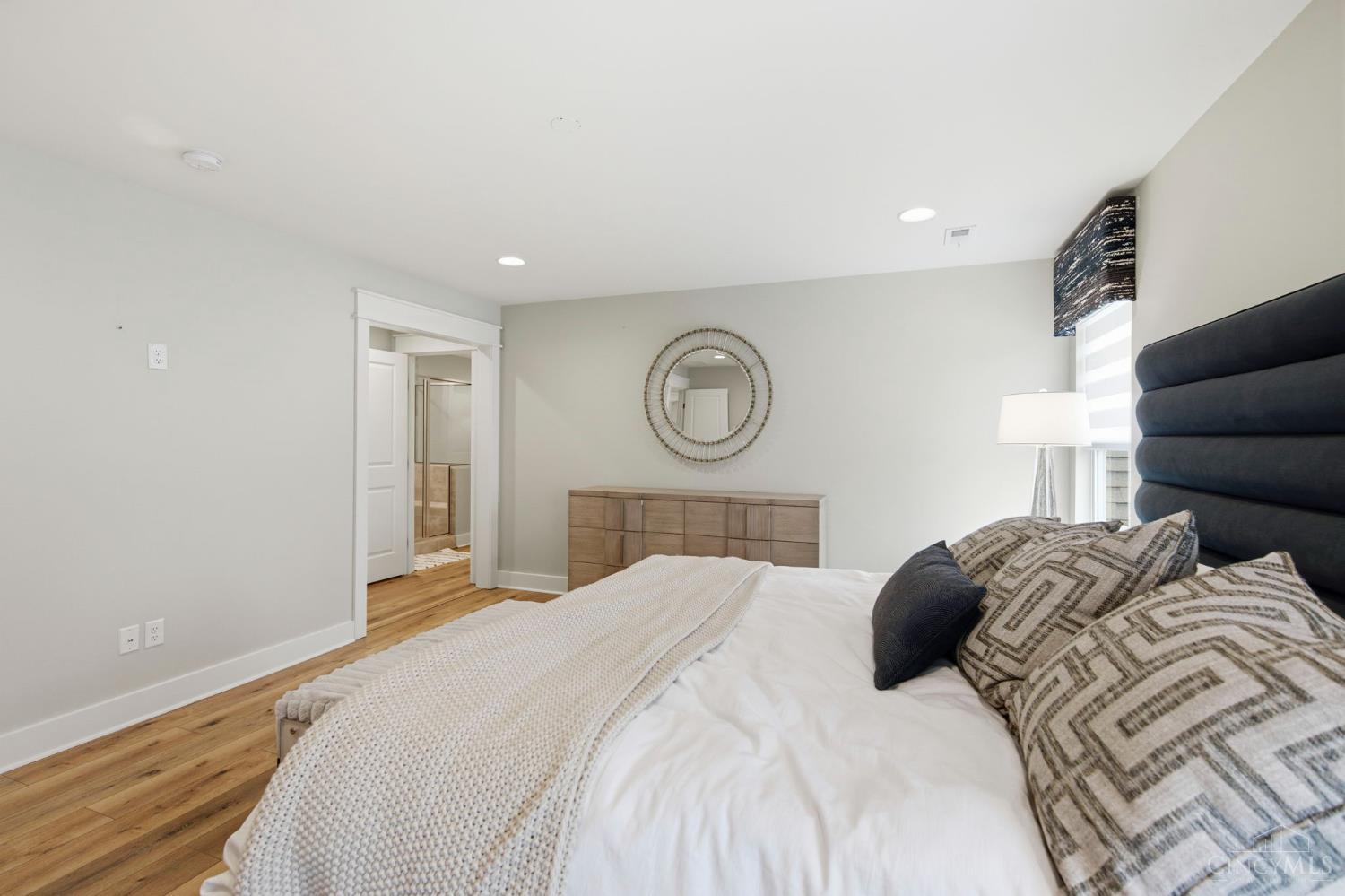 946 Lavender Way