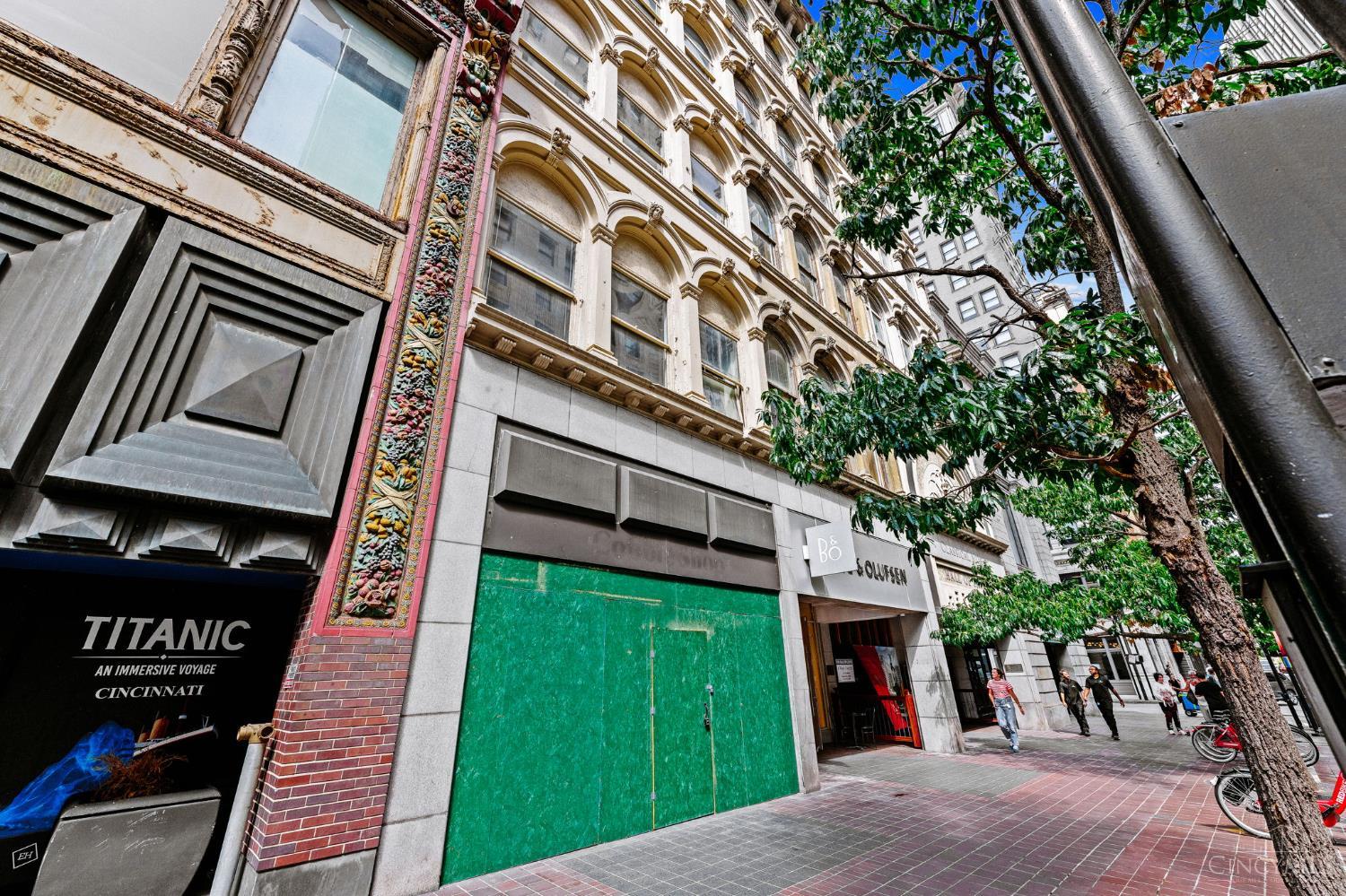 8 W Fourth Street