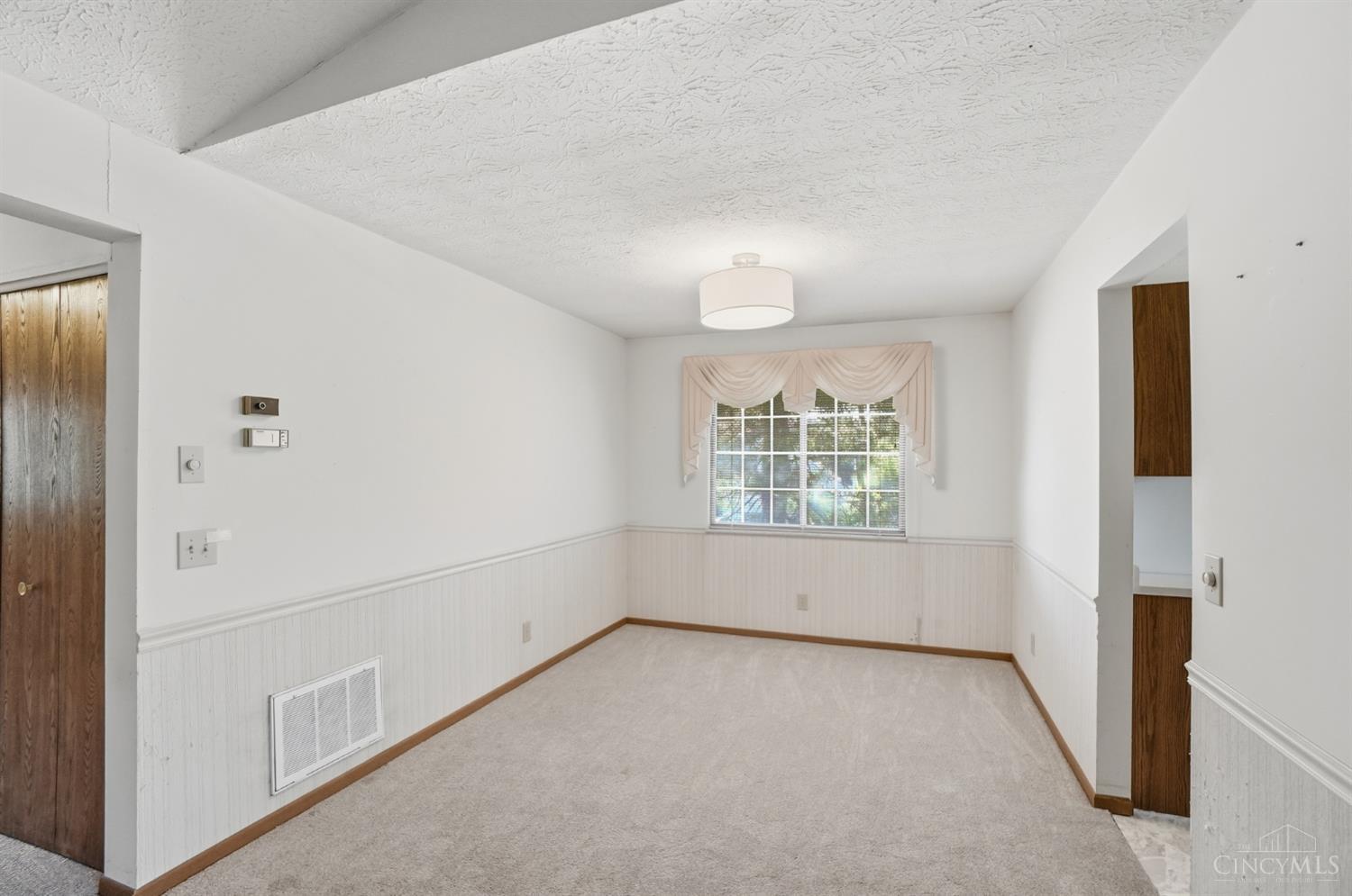3961 School Section Road 36