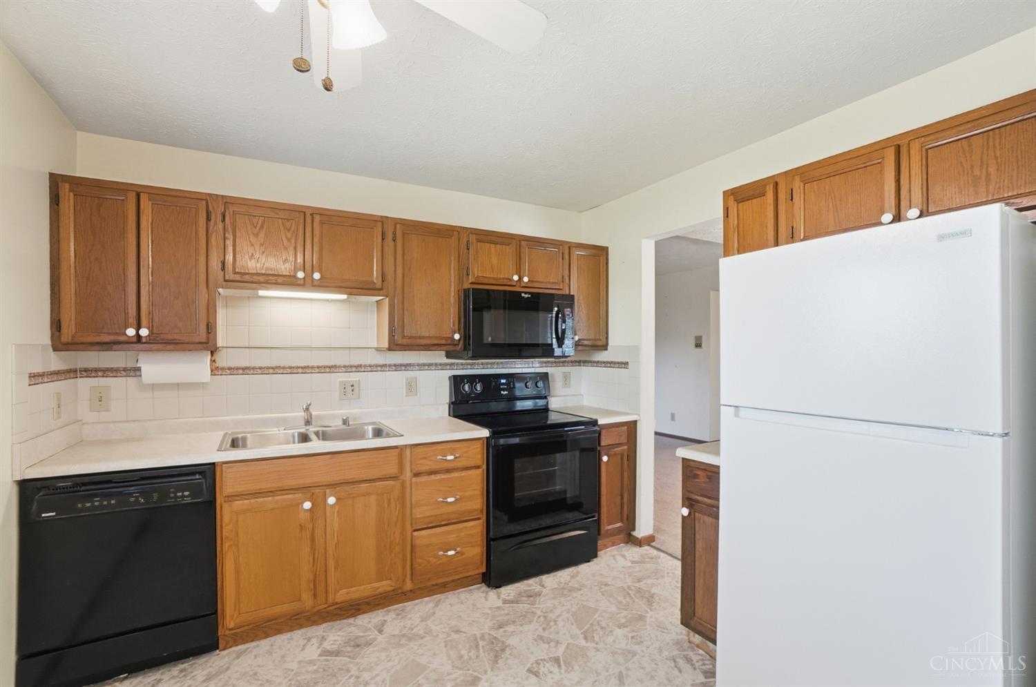 3961 School Section Road 36