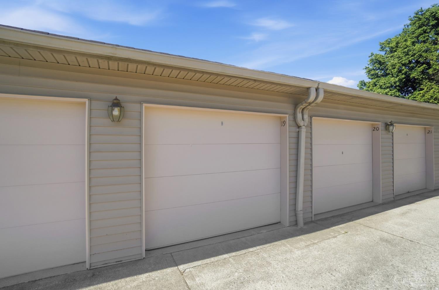 3961 School Section Road 36