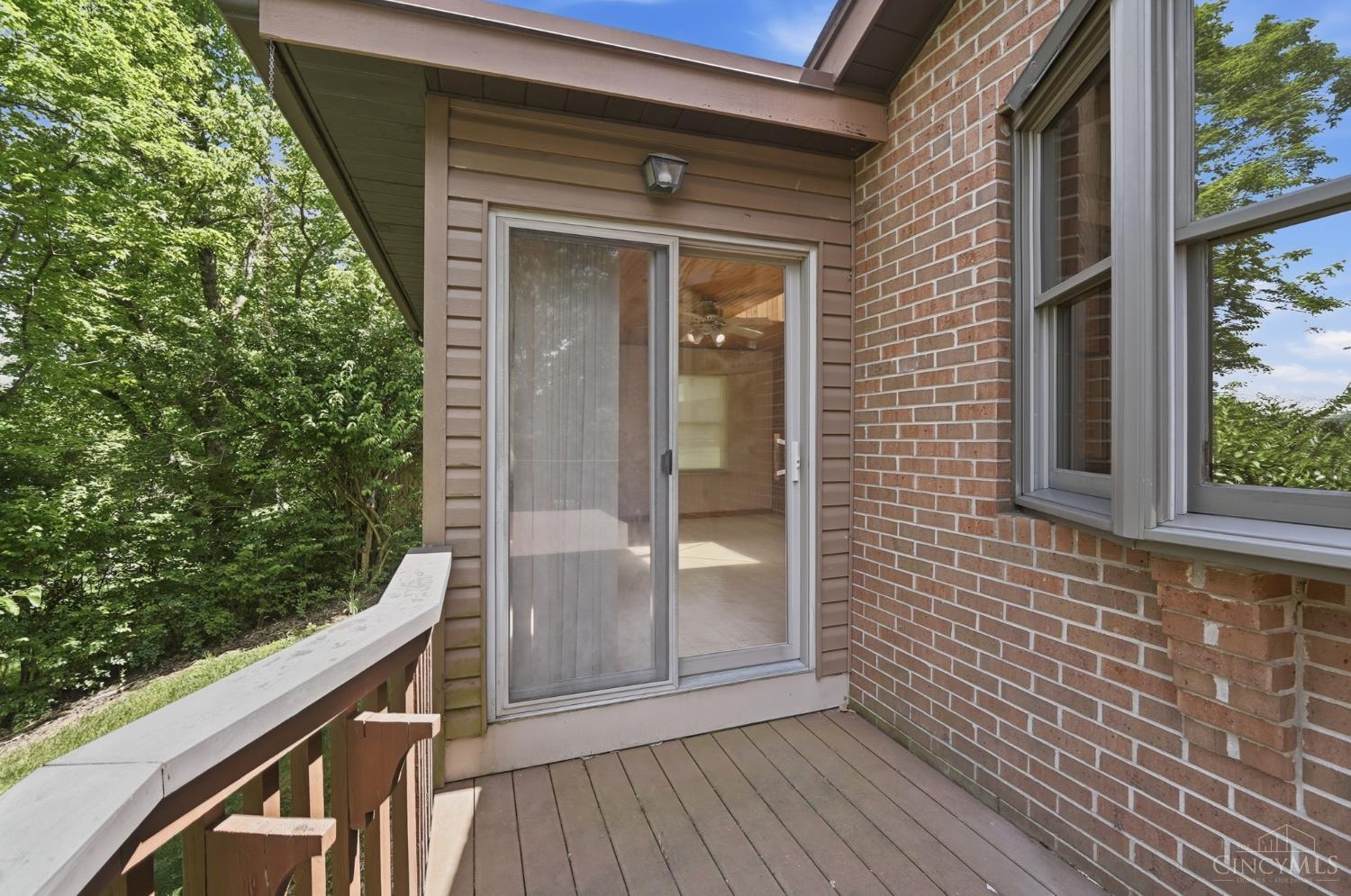 4290 Marcrest Drive