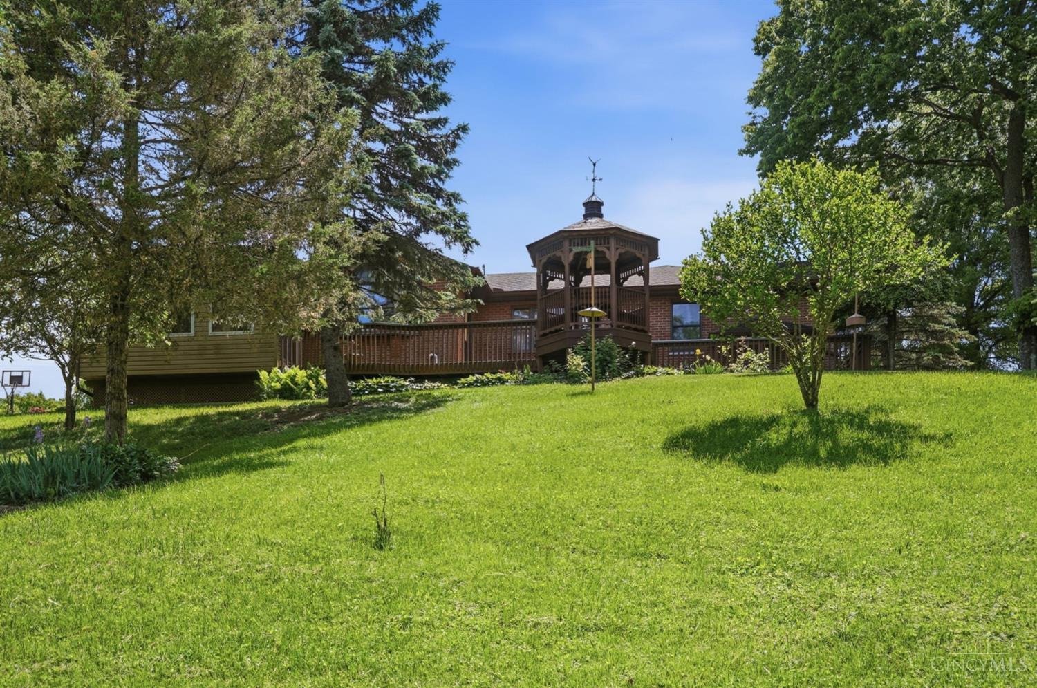 4290 Marcrest Drive