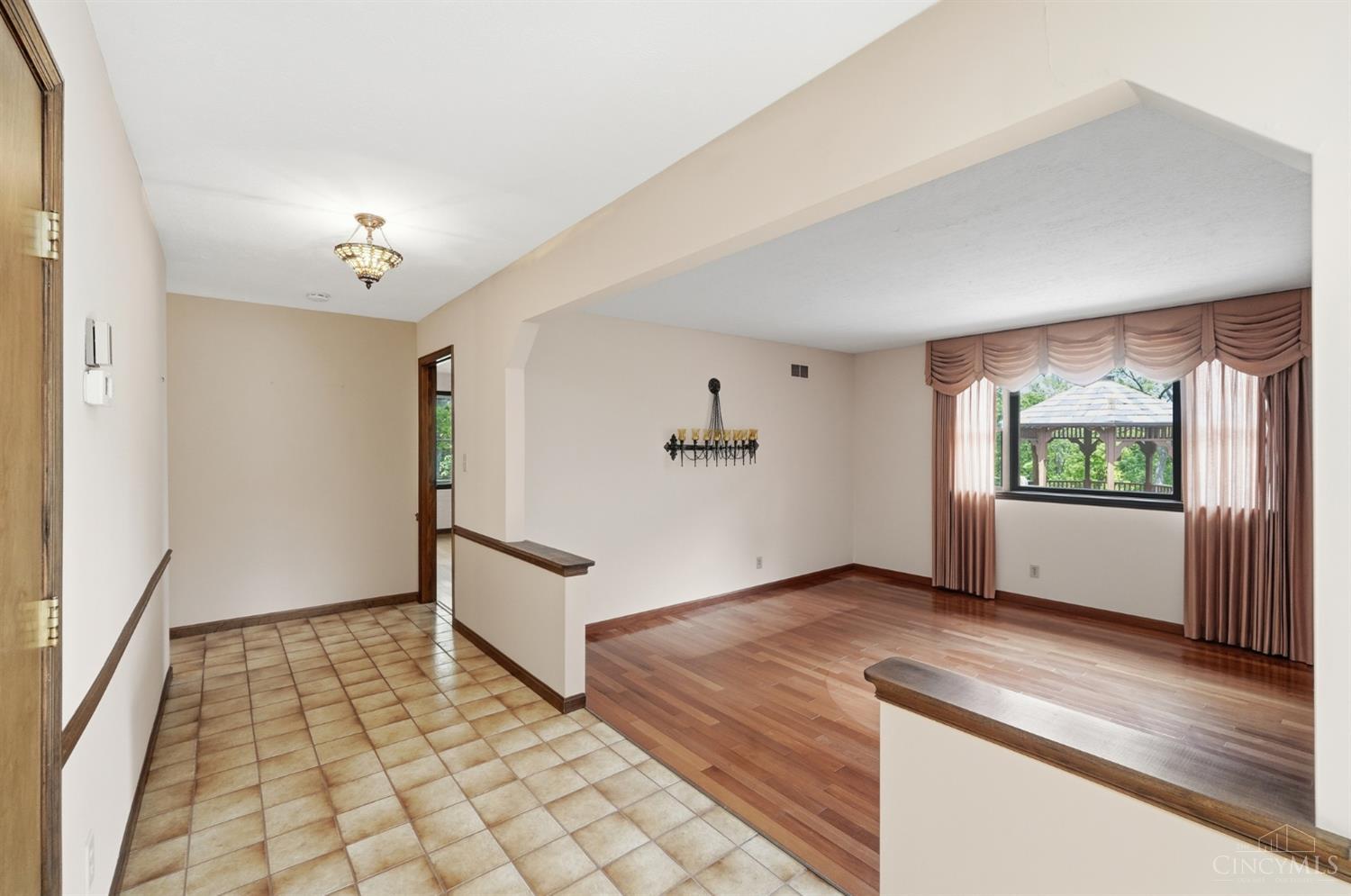 4290 Marcrest Drive