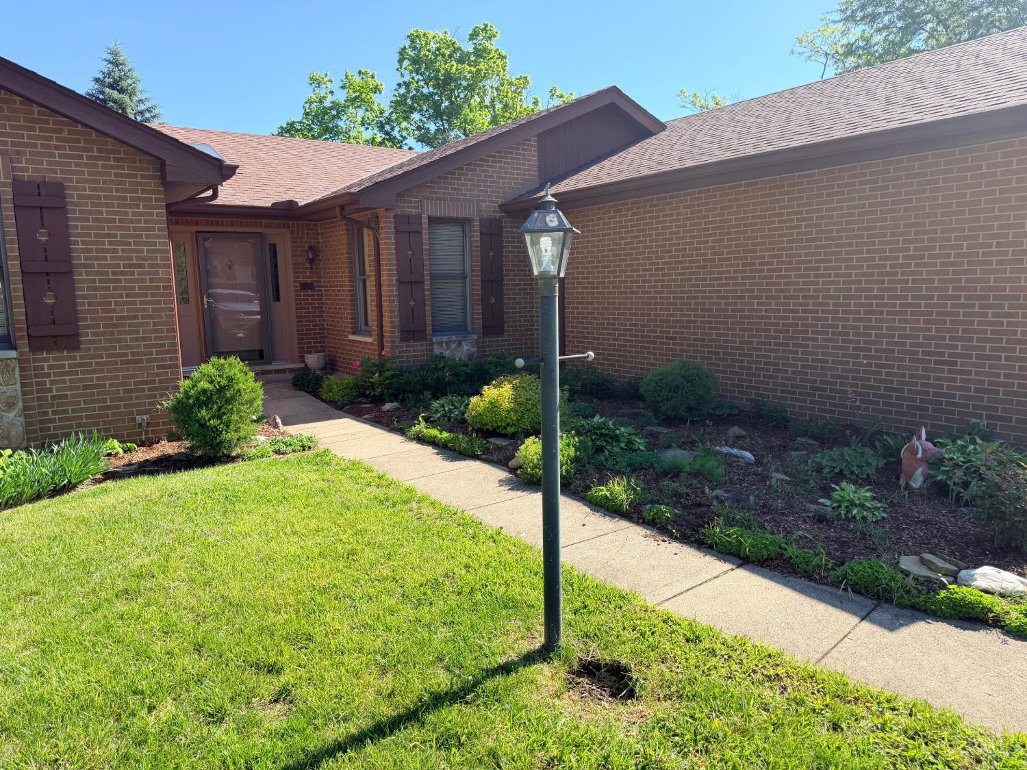 4290 Marcrest Drive