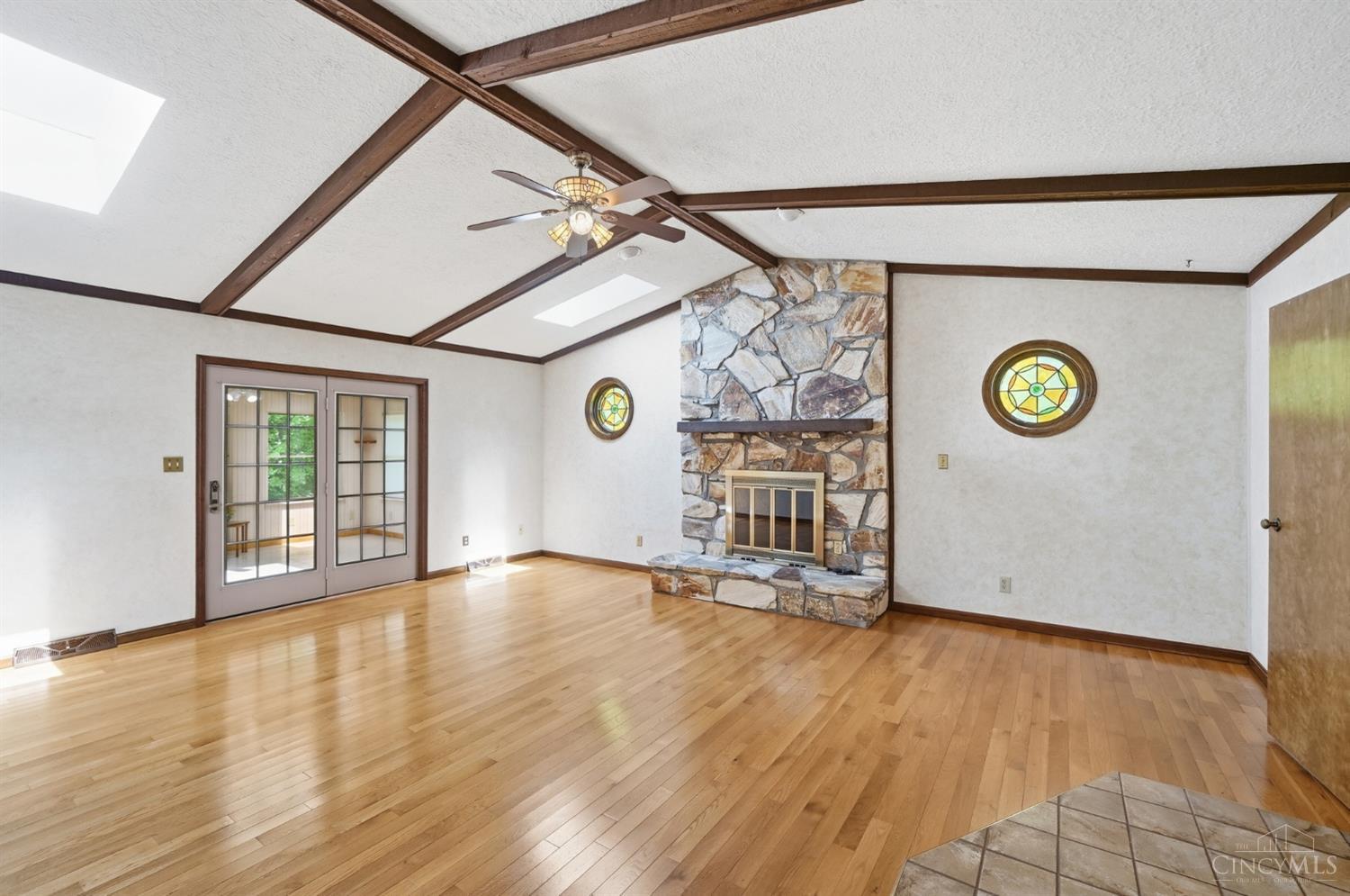 4290 Marcrest Drive
