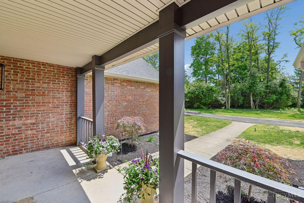 6149 Saint Regis Drive