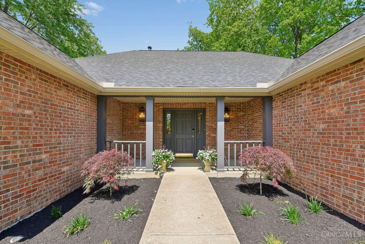 6149 Saint Regis Drive