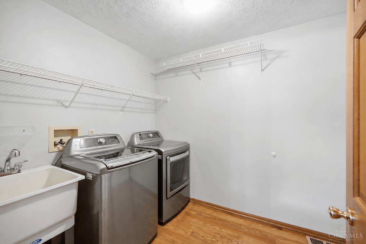 7220 Rolling Meadows Drive
