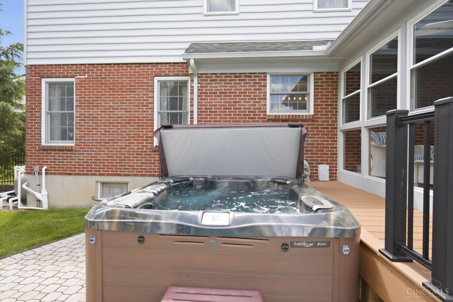 7220 Rolling Meadows Drive